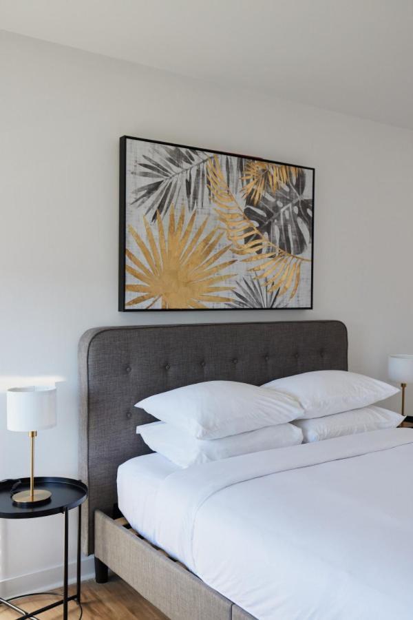 Hotel Laurence Montréal Buitenkant foto