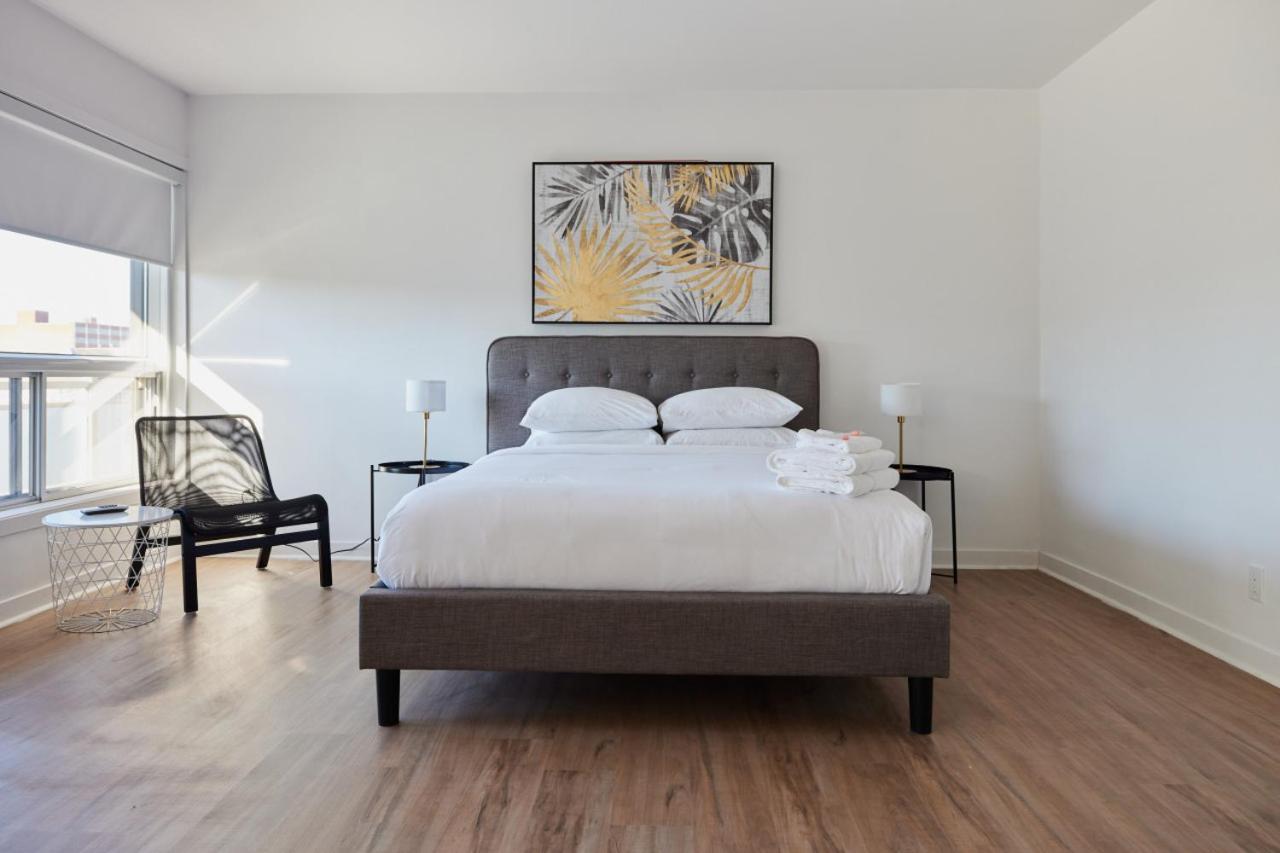 Hotel Laurence Montréal Buitenkant foto